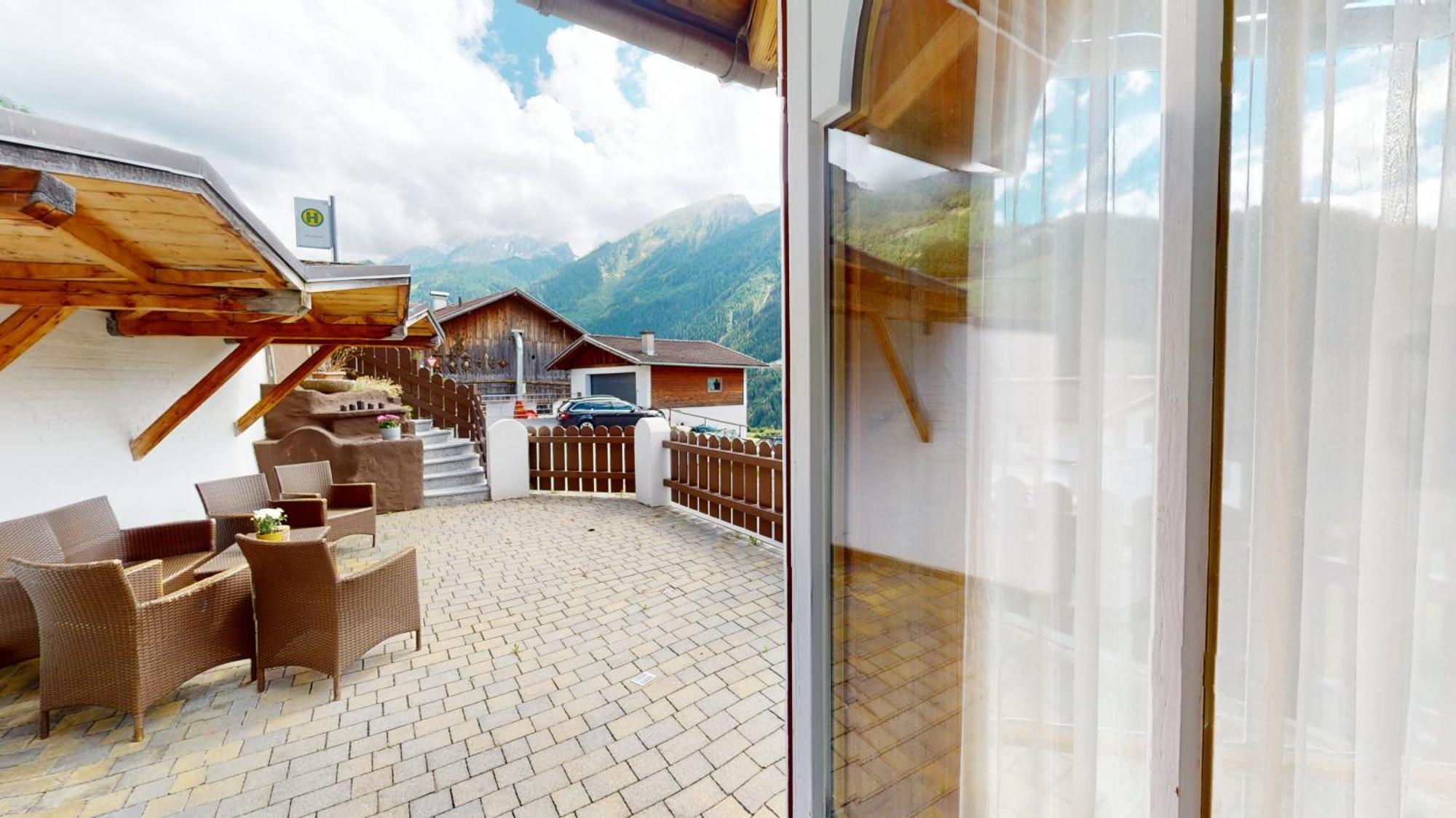 제르젠스 Pitztal Living 아파트 호텔 외부 사진