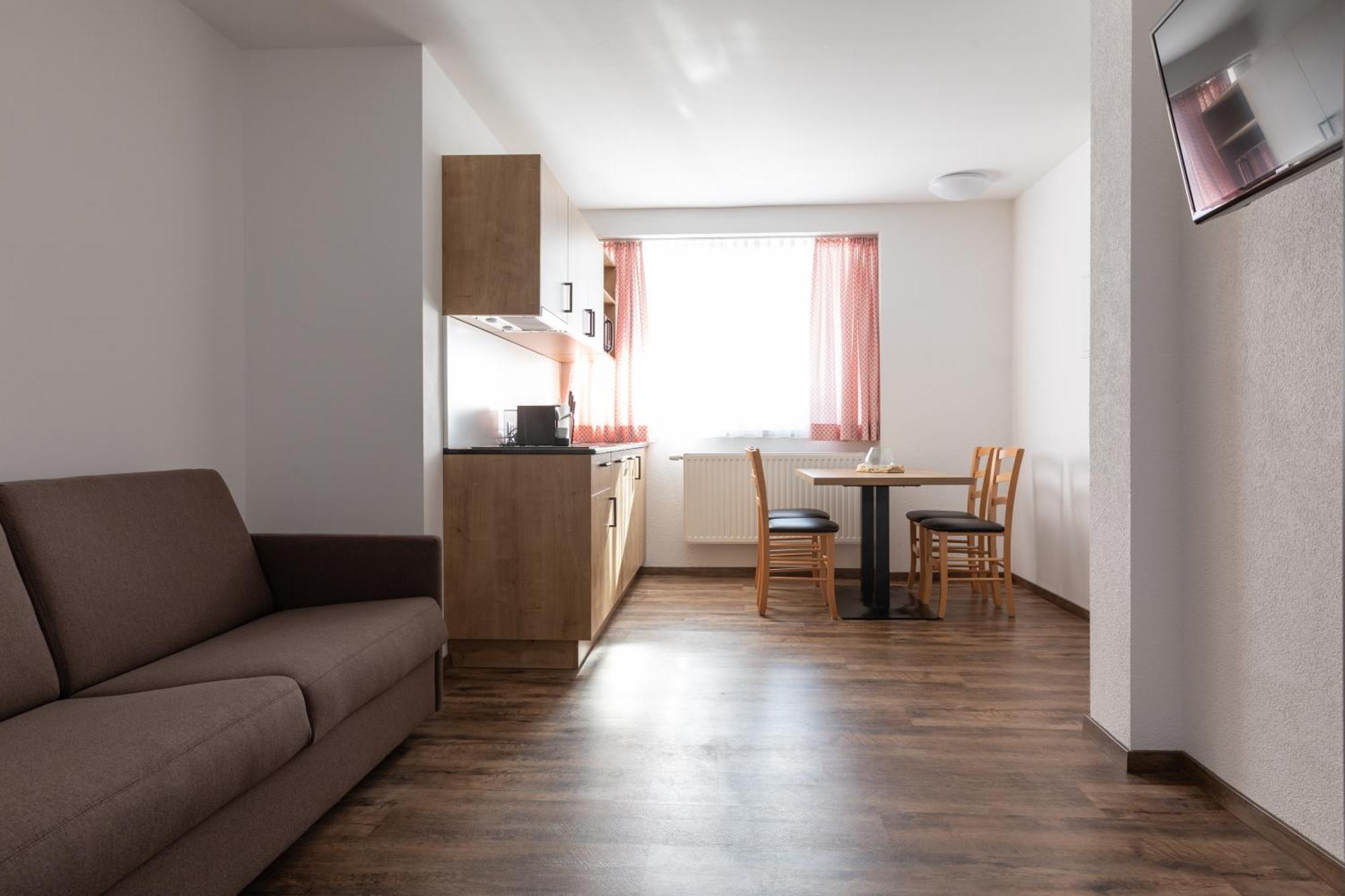 제르젠스 Pitztal Living 아파트 호텔 외부 사진