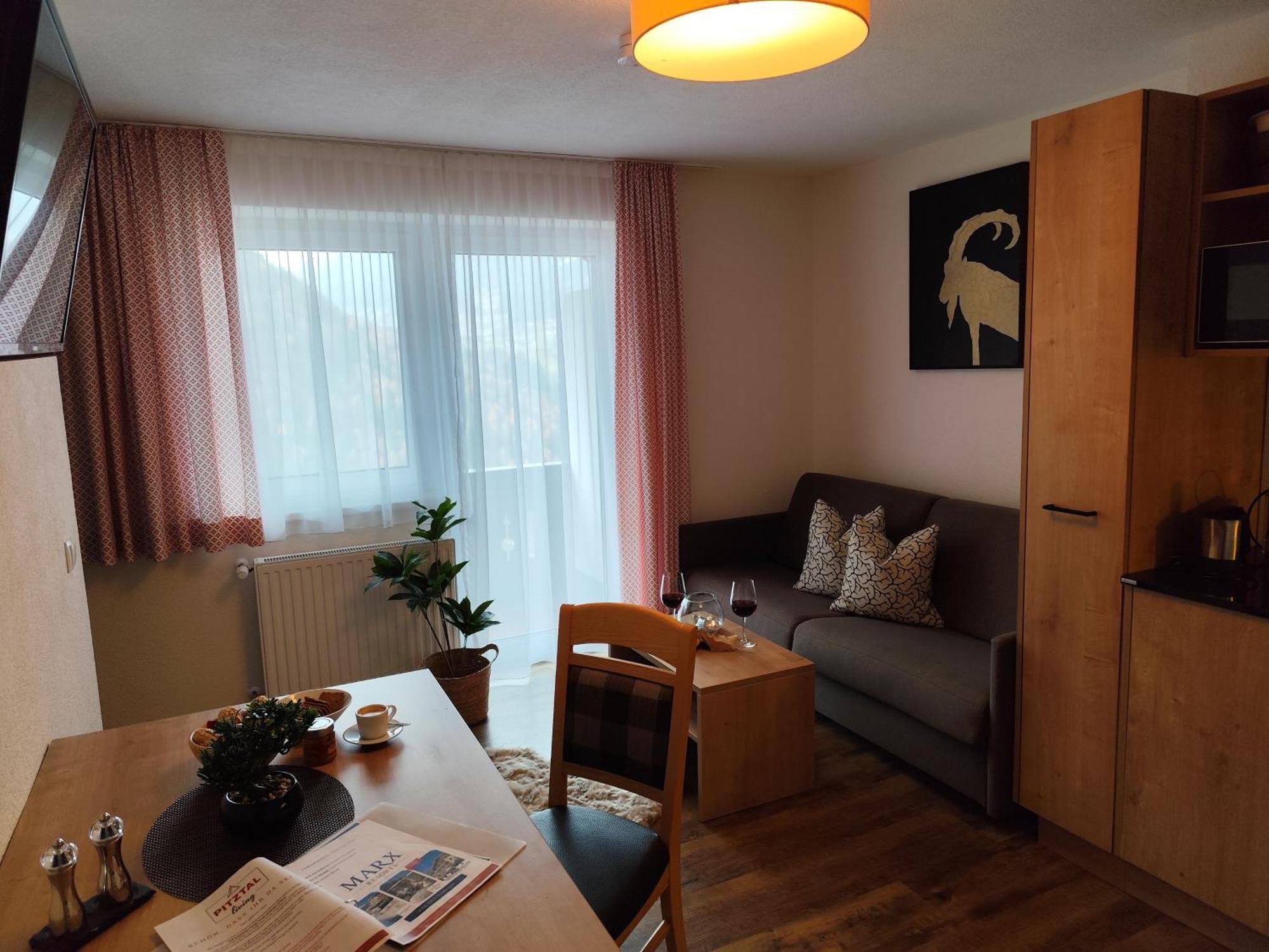 제르젠스 Pitztal Living 아파트 호텔 외부 사진